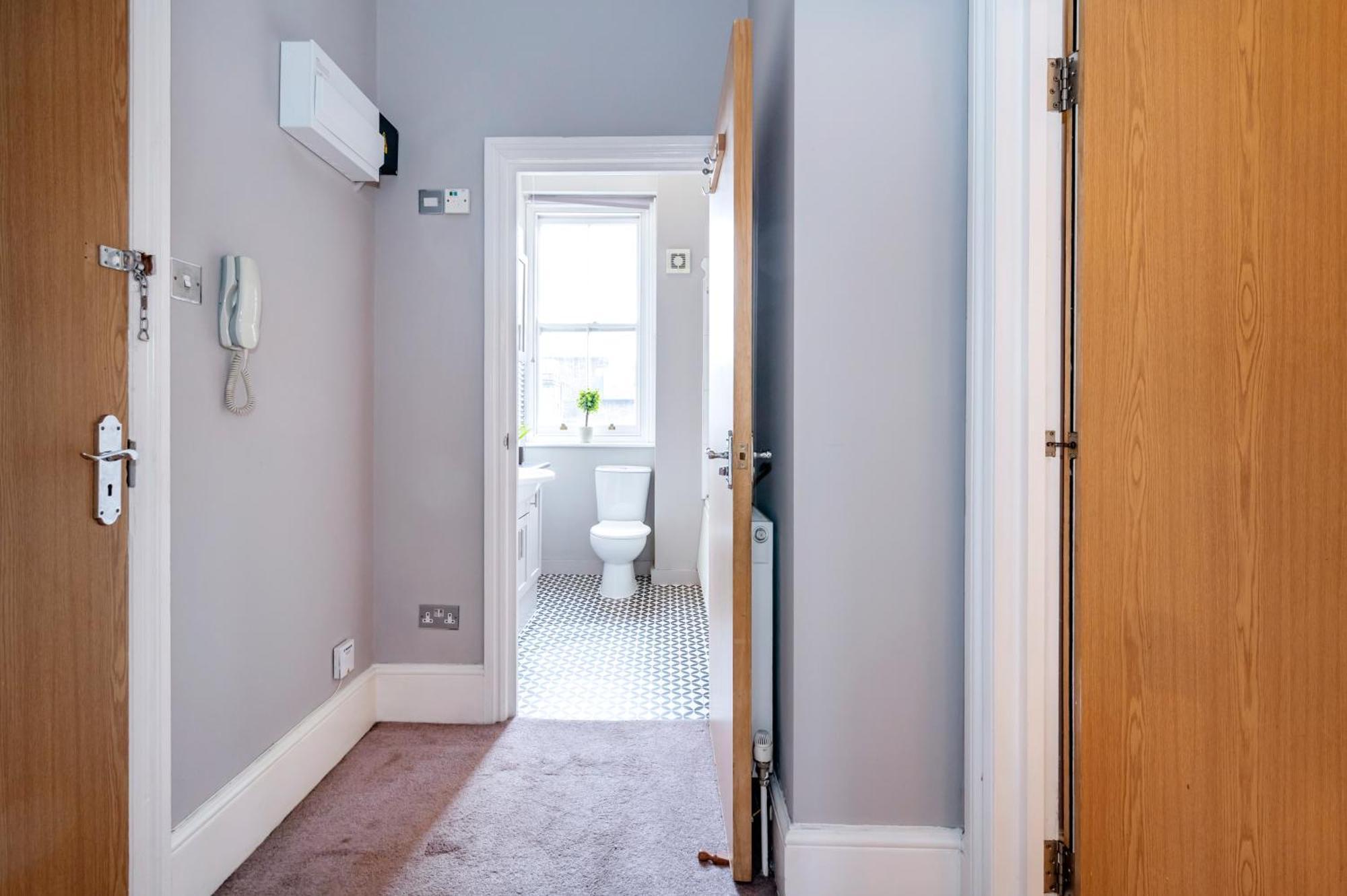 Large 1 Bedroom In Center Of London Ngoại thất bức ảnh